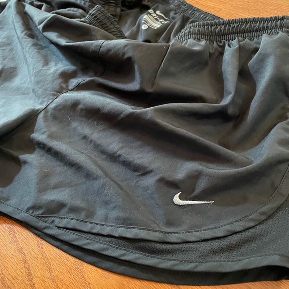 Black Nike Running Shorts - Picture 3 of 5